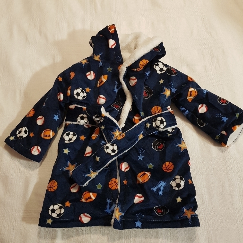 Blankets & Beyond boys 12 months housecoat NWOT